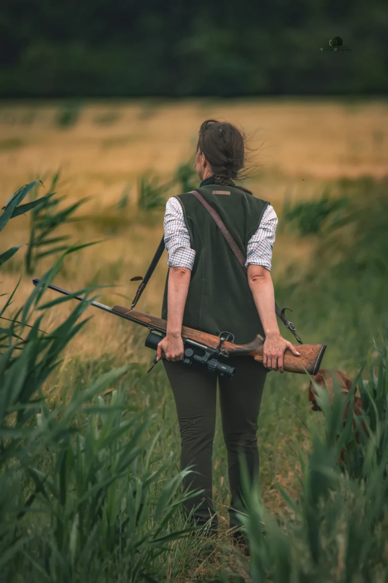 V rytme revíru: Keď sa ranný úsvit prepletie s vášňou pre lov